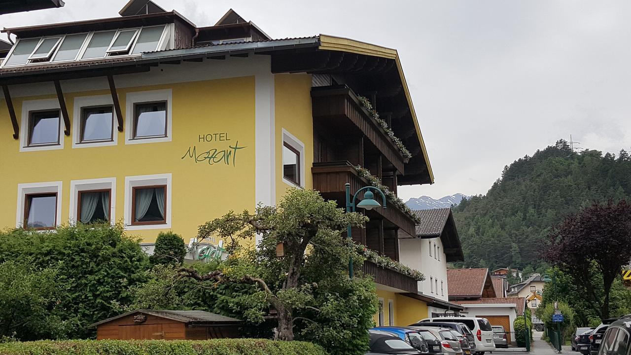Hotel Mozart Landeck Εξωτερικό φωτογραφία